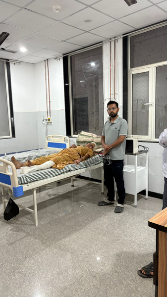 Cover photo of Vardhman Hospital and Trauma Center